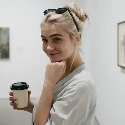 Аня