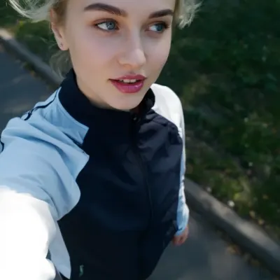 Яркая Агния