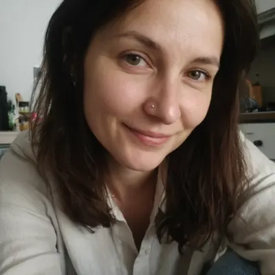 Виктория, 37