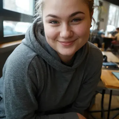 Улыбчивая Диана