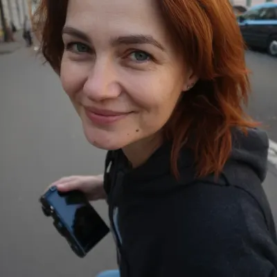 Александра, 40