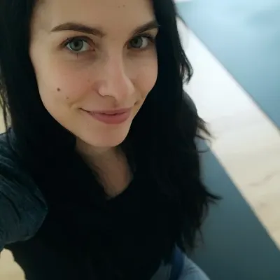 Аня