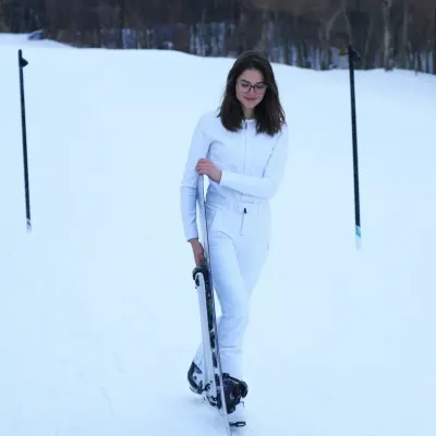 Адель, 24