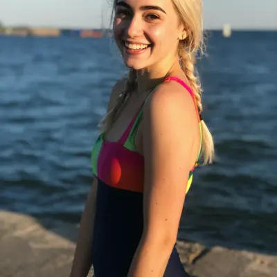 Евгения, 26