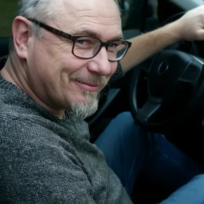 Владимир, 45