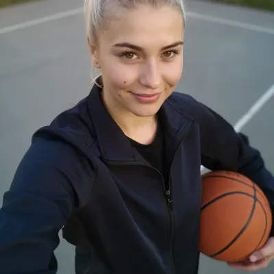 Peachy, 26
